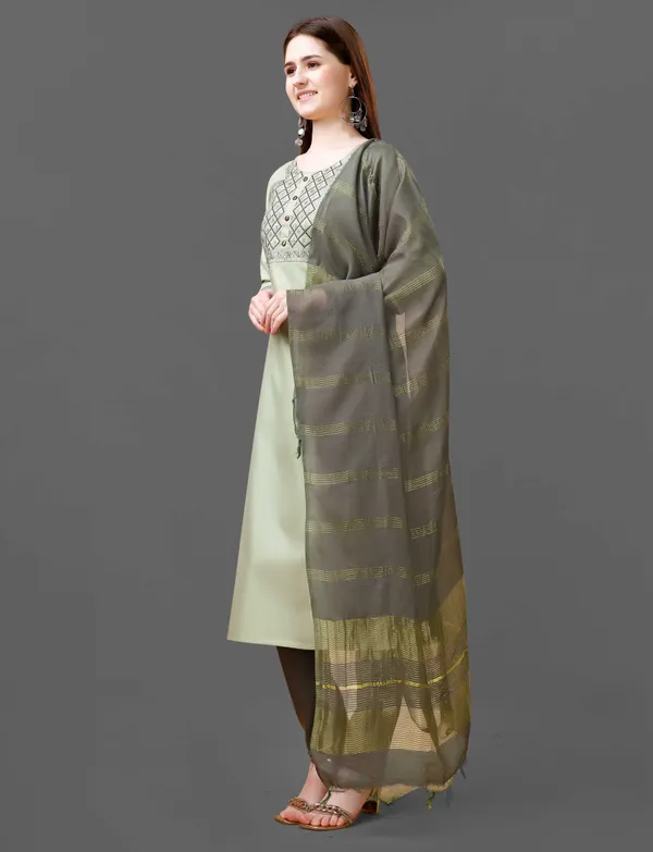 Ethnic_Motifs_Yoke_Design_Pure_Silk_Straight_Kurta_With_Trousers_&_Dupatta