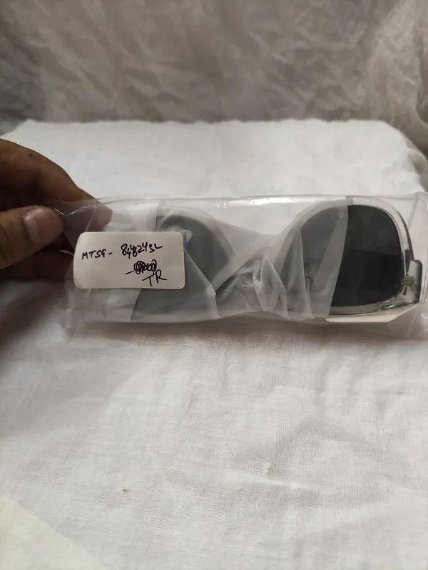 Premium_Transparent_Full-Rim_Square_Sunglasses