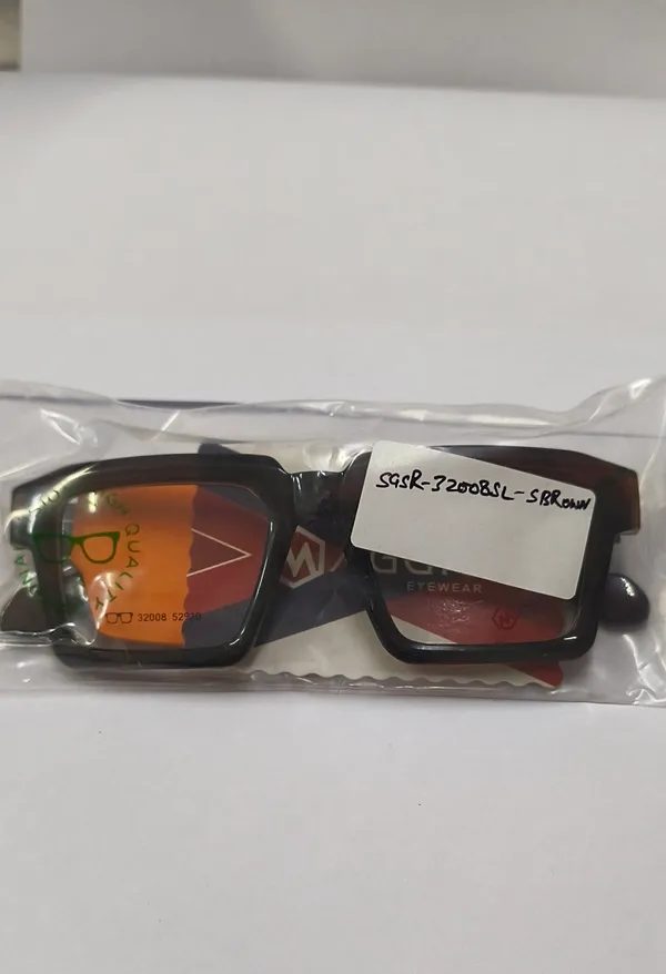 Men_Bold_Square_Full_Rim_Eyeglass_Frame