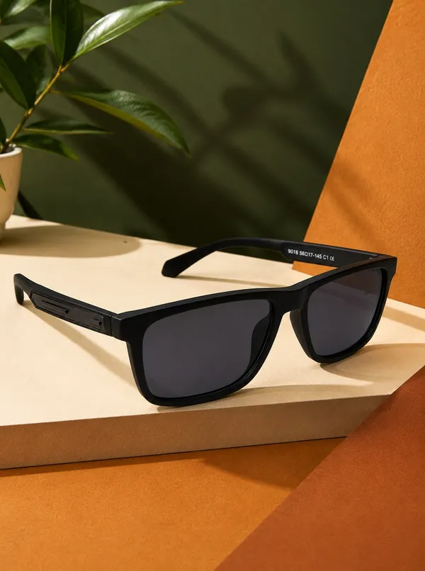 Rovelle_Unisex_UV-Protected_Sunglasses