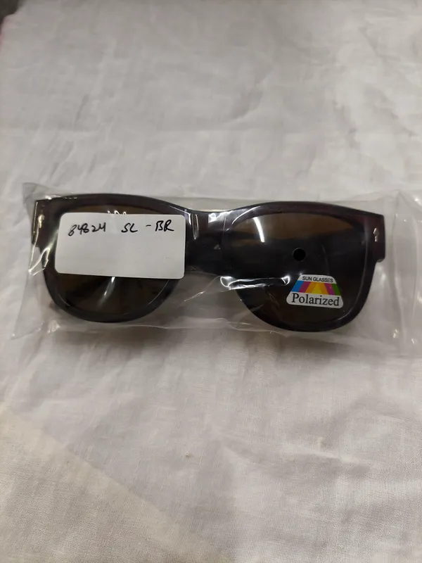 Premium_Brown_Full-Rim_Square_Sunglasses