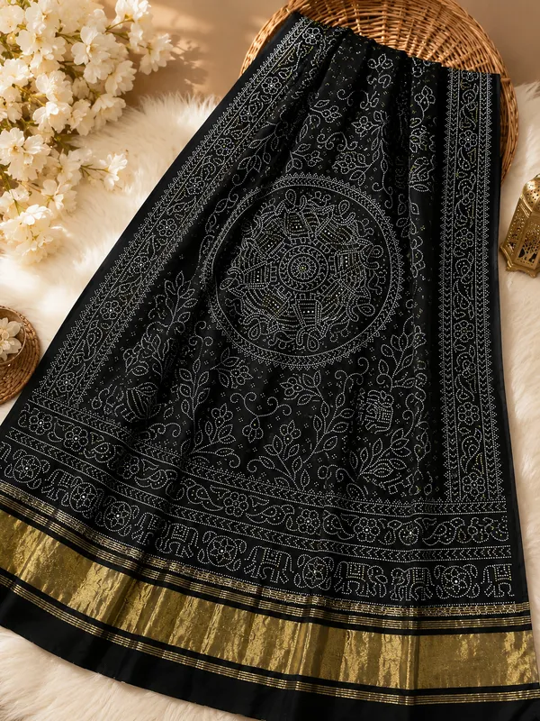 Midnight_Black_Lagdi_Patta_Chanderi_Dupatta__Black