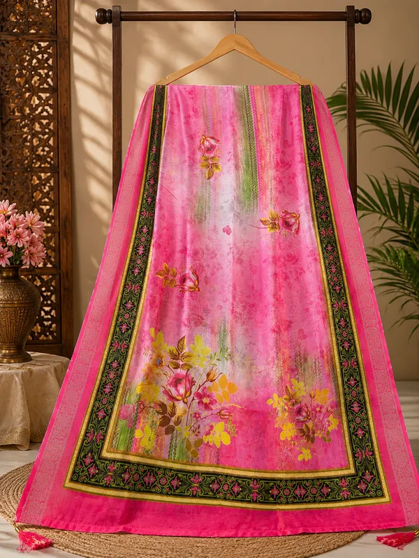 Women_muslin_jacquard_Floral_Digital_Print_Dupatta