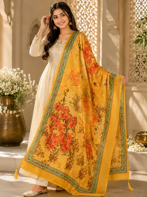 Women’s_Mustard_Yellow_Muslin_Jacquard_Floral_Dupatta.
