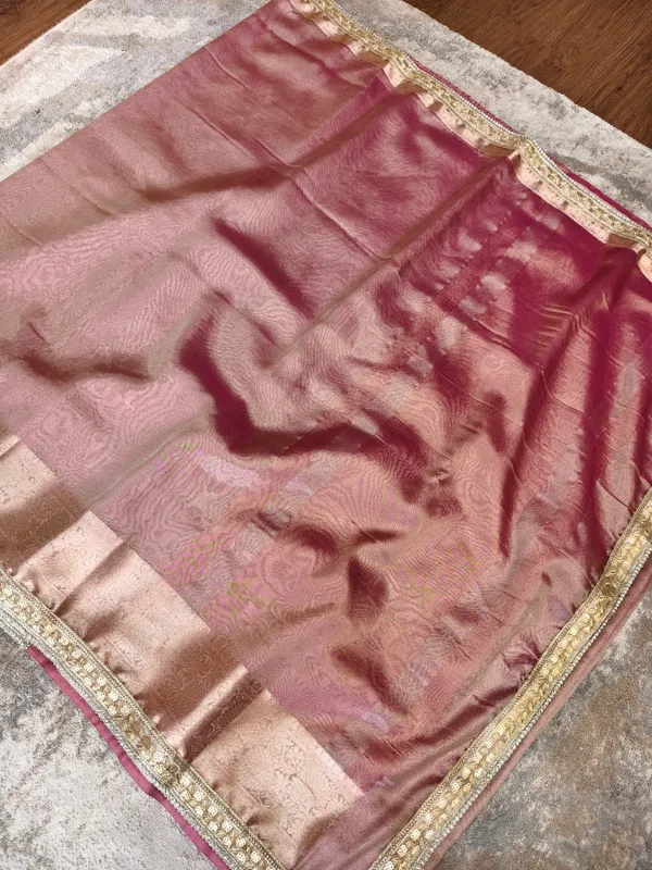 Maroon_Tissue_Silk_Woven_Floral_Saree_For_Women