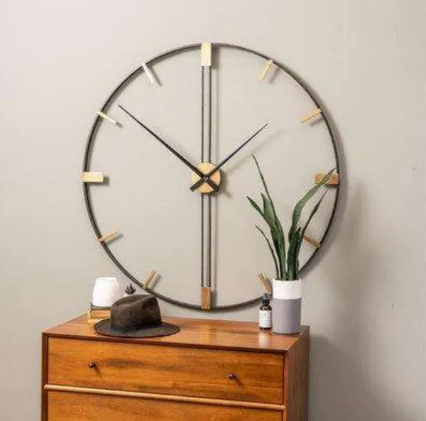 Iron_Minimalist_Open_Face_Black_Wall_Clock