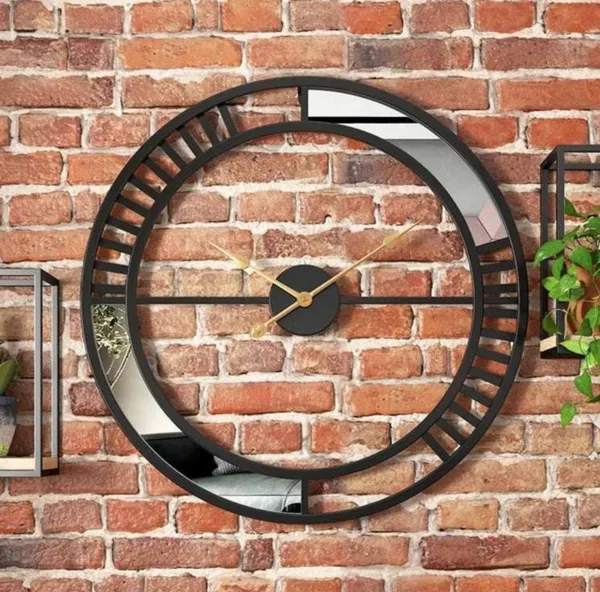 Iron_Modern_Open_Frame_Bar_Marker_Wall_Clock