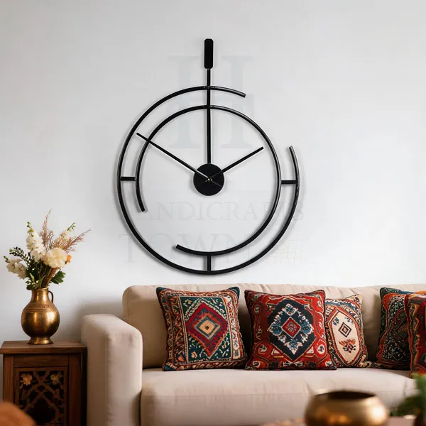 Black_Metal_Minimalist_Wall_Clock