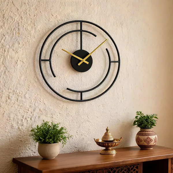 Iron_Modern_Geometric_Open_Frame_Black_Gold_Wall_Clock