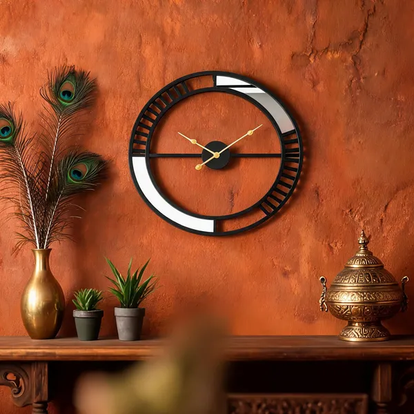 Iron_Modern_Open_Frame_Bar_Marker_Wall_Clock