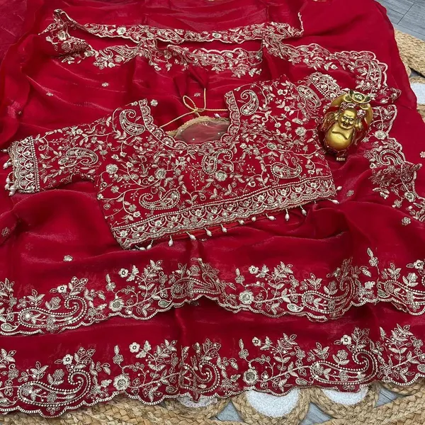 Red_Cotton_Embroidered_Saree_For_Women