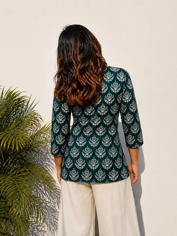 Green_Printed_Straight_Kurta_For_Women