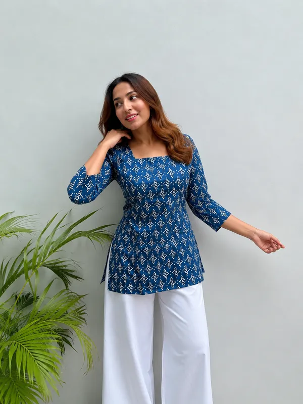 Blue_Printed_Straight_Kurta_For_Women