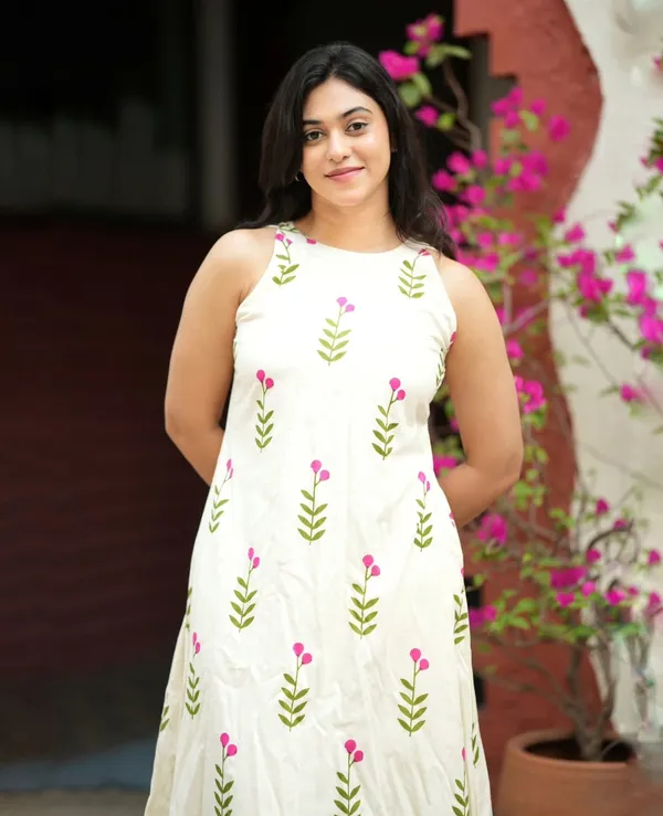 White_Printed_Sleeveless_Kurta_Set_For_Women