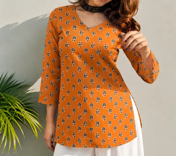 Orange_Printed_Straight_Kurta_For_Women
