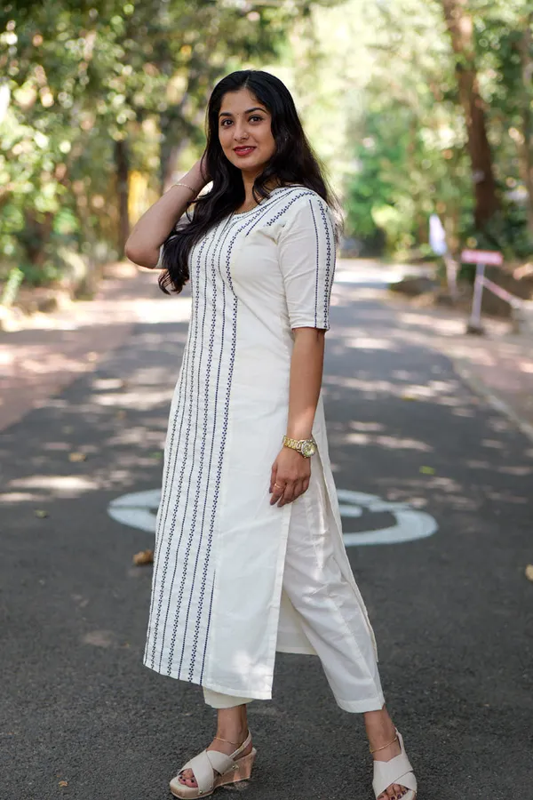 White_Printed_Straight_Kurta_Set_For_Women