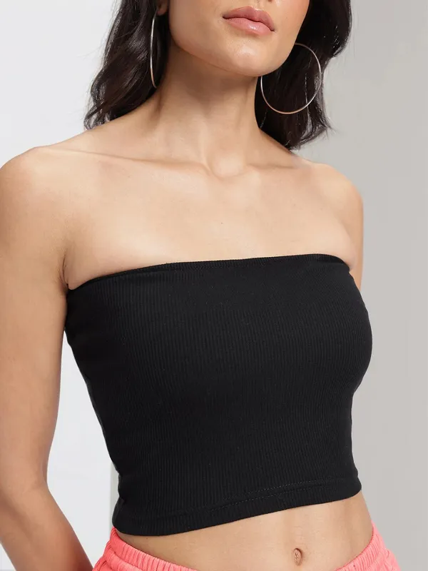 Black_Ribbed_Fitted_Crop_Top_For_Women