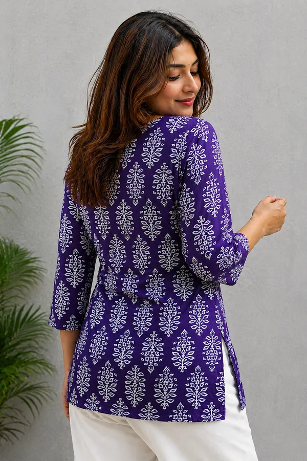 Blue_Printed_Relaxed_Fit_Top_For_Women