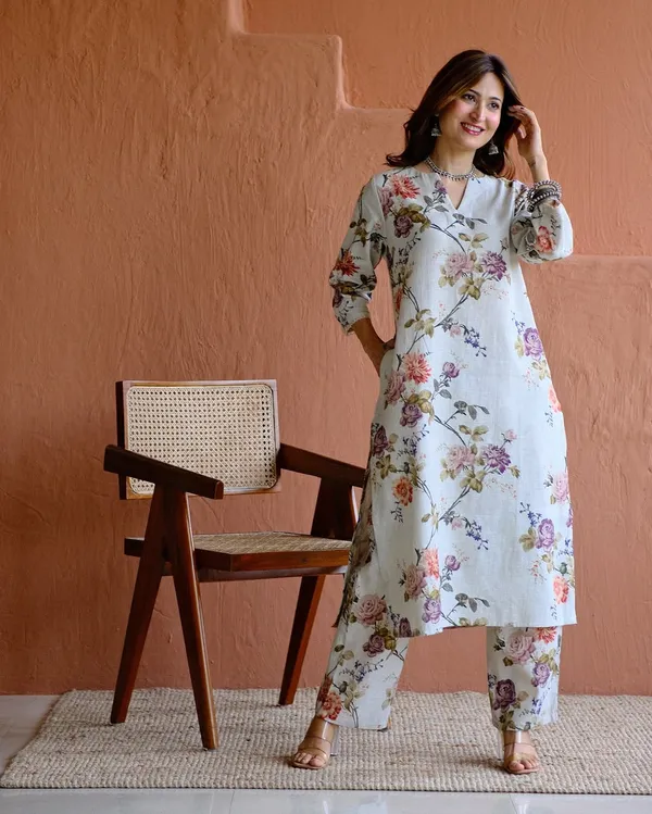 White_Floral_Print_Kurta_Set_For_Women