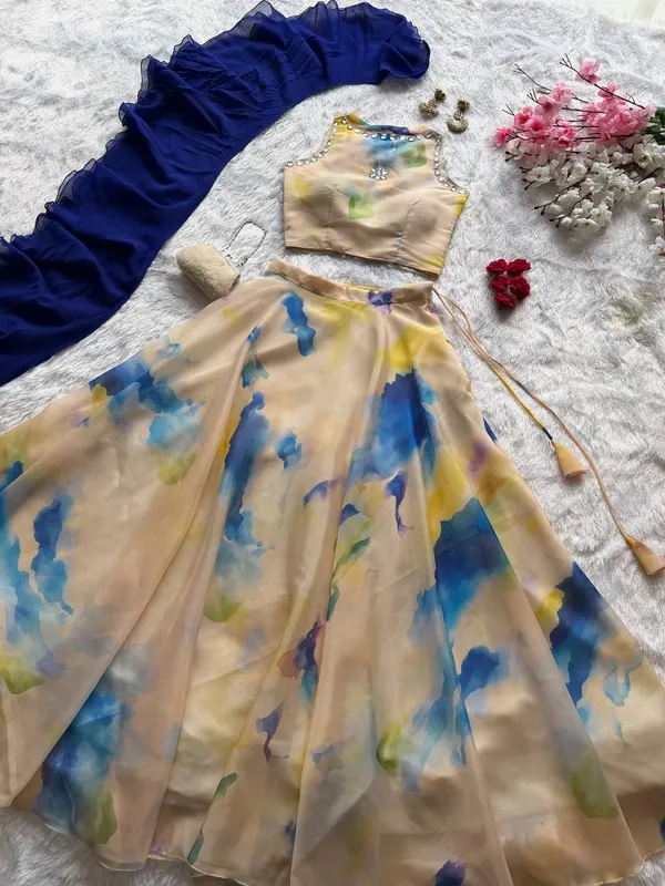 Multicolor_Flared_Lehenga_Set_For_Girls