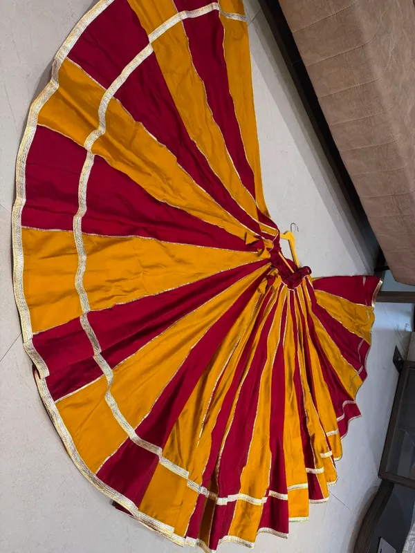Maroon_And_Mustard_Flared_Ethnic_Skirt_For_Women
