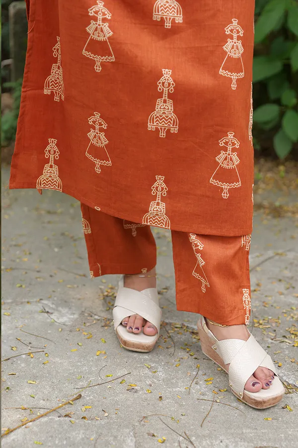 Orange_Straight_Printed_Kurta_For_Women