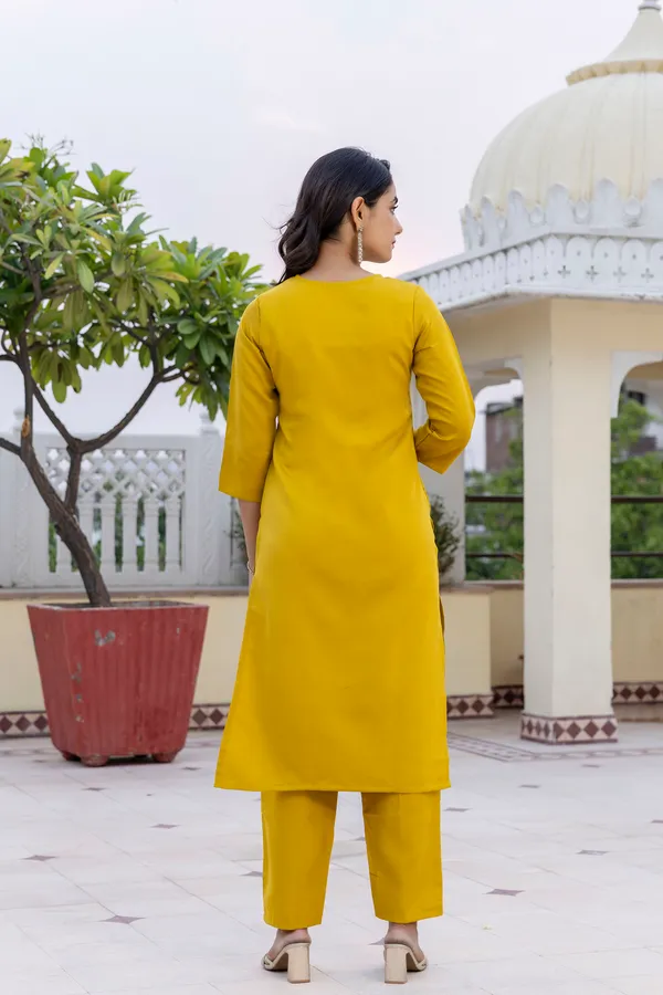 Yellow_Embroidered_Kurta_Set_For_Women