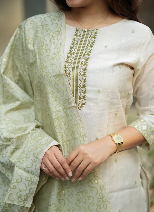 Ivory_Printed_Straight_Kurta_Set_For_Women