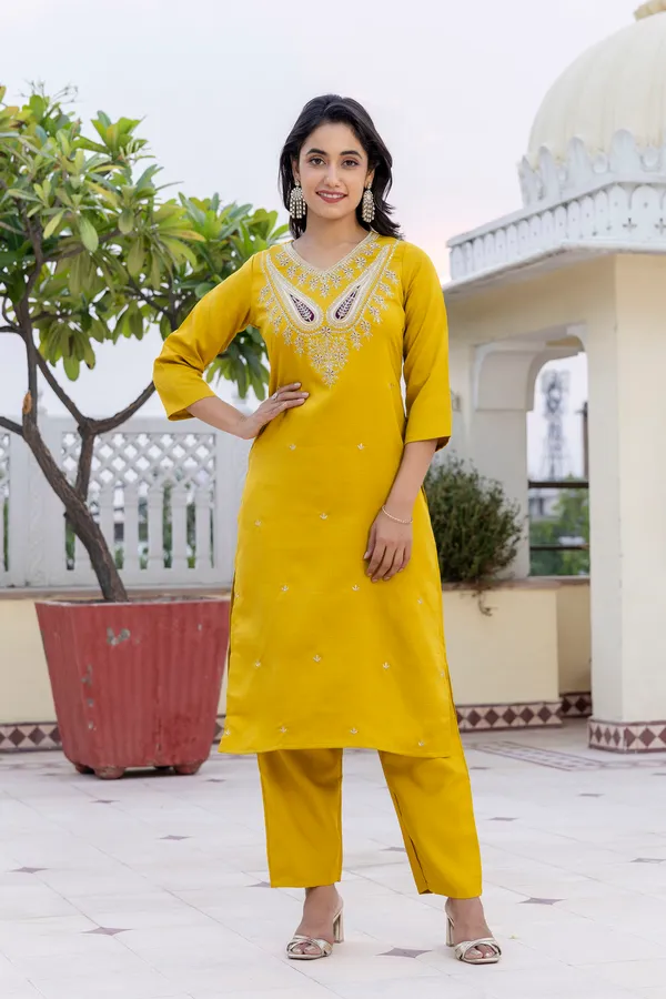 Yellow_Embroidered_Kurta_Set_For_Women