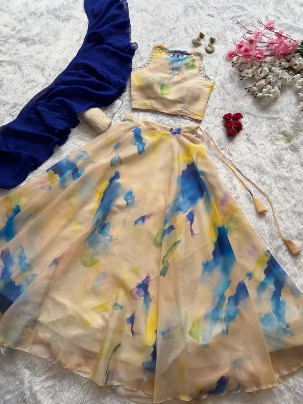 Multicolor_Flared_Lehenga_Set_For_Girls