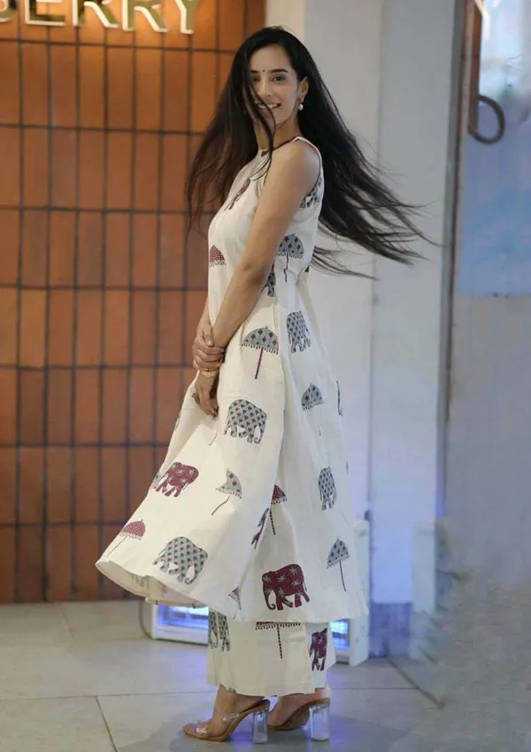 White_Printed_Flared_Kurta_Set_For_Women