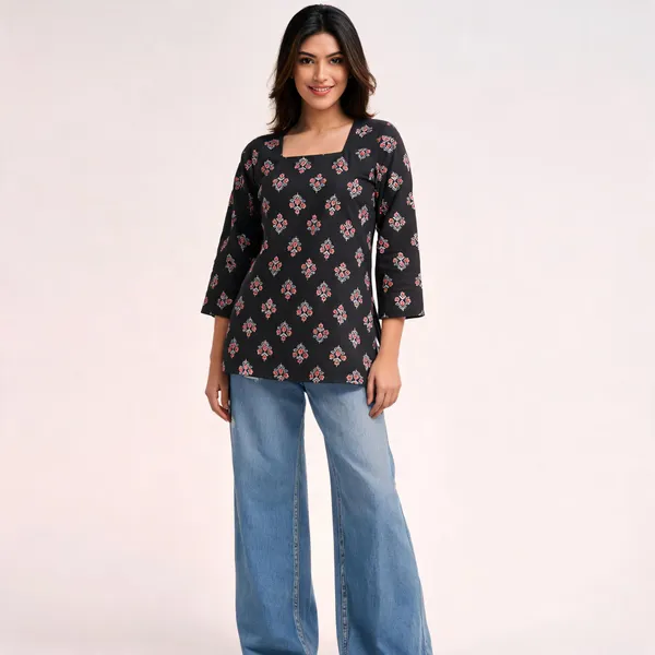 Black_Floral_Print_Straight_Kurti_For_Women