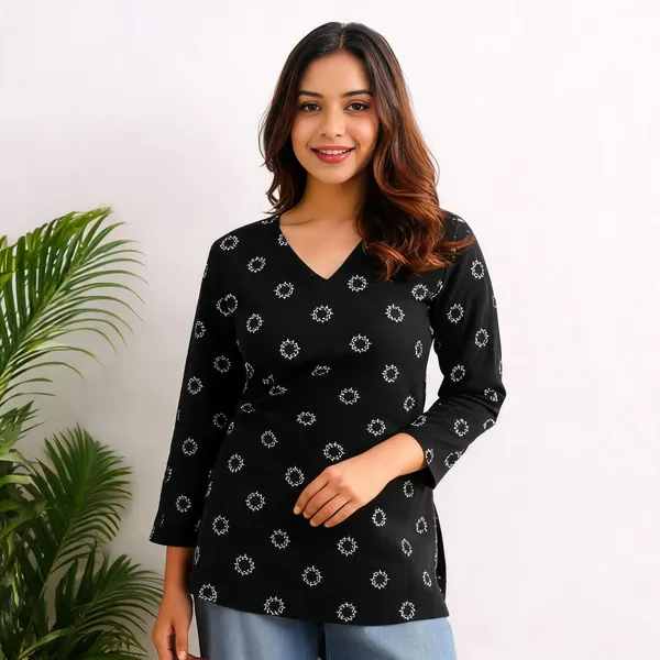 Black_Printed_Relaxed_Fit_Shirt_For_Women