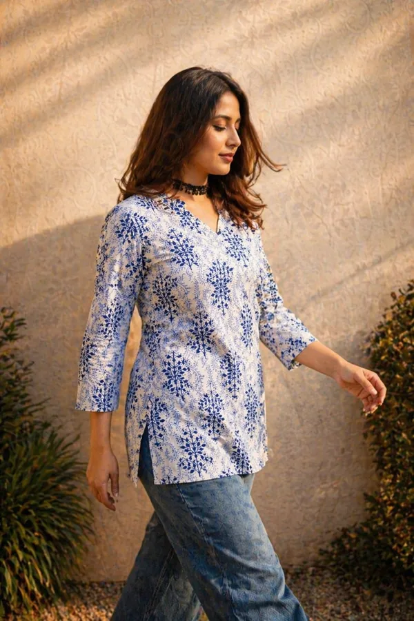 Blue_Floral_Straight_Kurta_For_Women