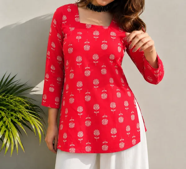 Red_Printed_Straight_Kurta_For_Women