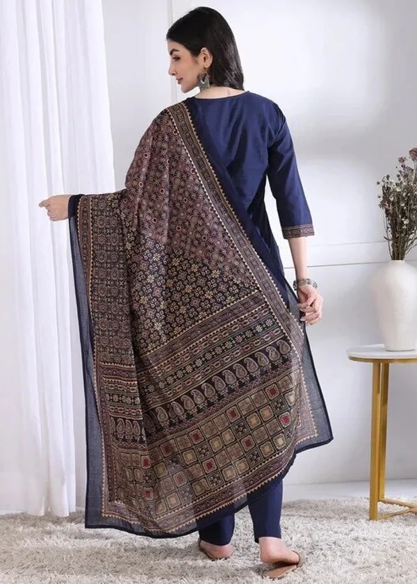 Navy_Straight_Kurta_Set_For_Women