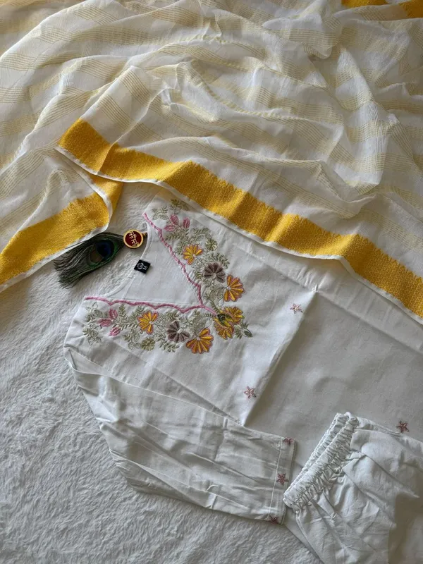 White_Embroidered_Kurta_Pant_Dupatta_Set_For_Women