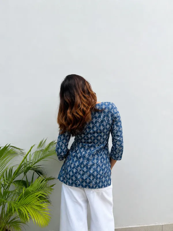 Blue_Printed_Straight_Kurta_For_Women