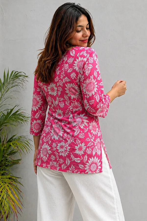 Pink_Floral_Print_Regular_Fit_Top_For_Women