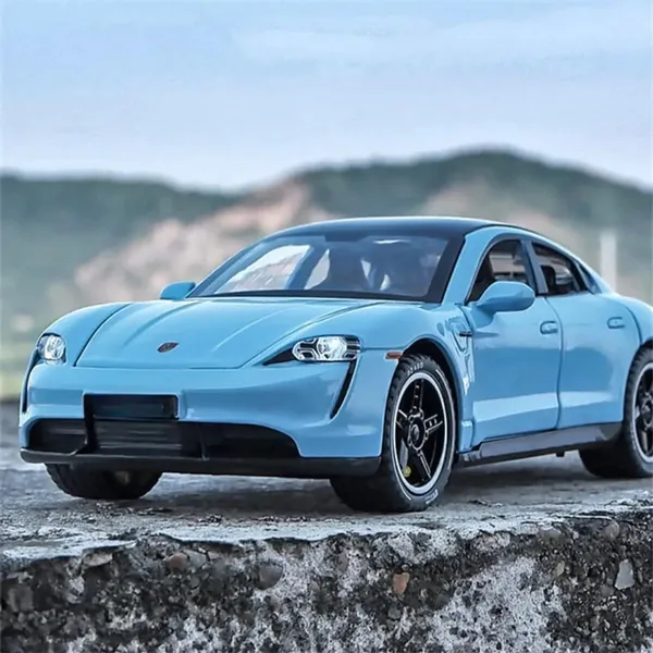 1:32_Taycan_Model_Car
