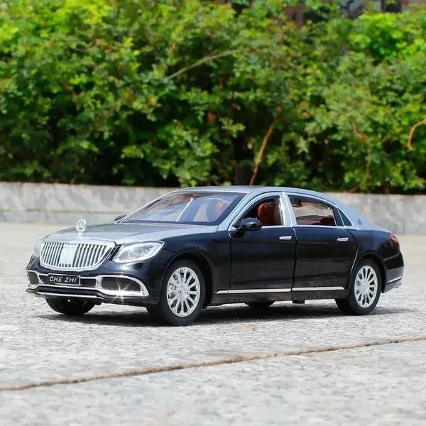 Black_Alloy_Recoil_Luxury_Sedan_Toy_Car