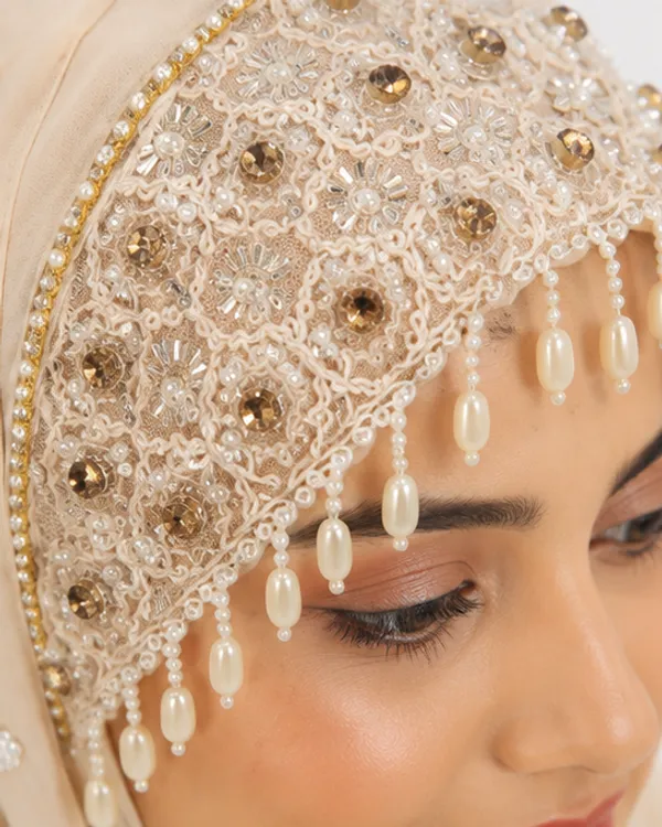 FAHAARI_Premium_Festive_Embroidery_&_Diamond_Work_Hijab