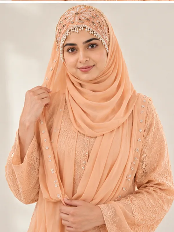 FAHAARI_Luxury_Embroidered_Georgette_Hijab_with_Diamond_Work