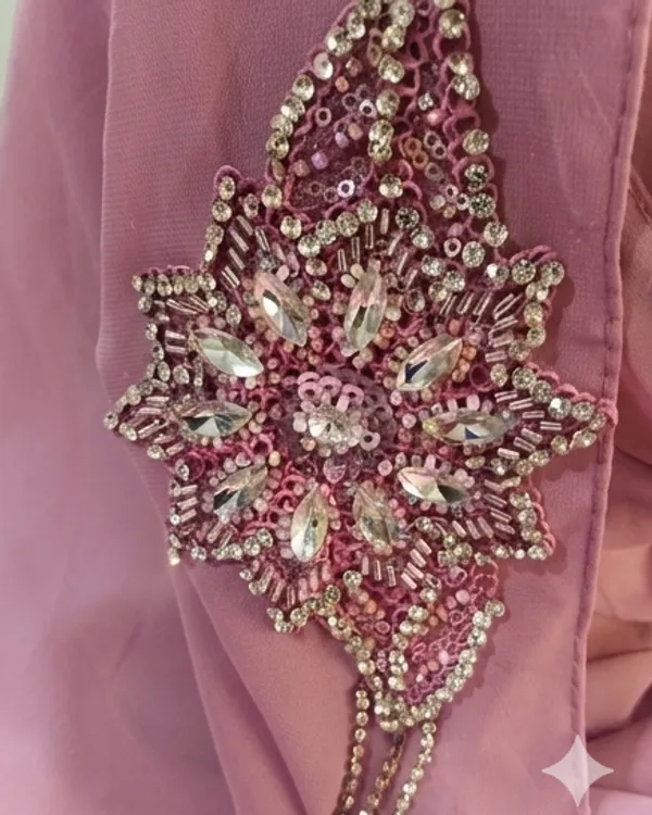 FAHAARI_Luxury_Embroidered_Georgette_Hijab_with_Diamond_Work