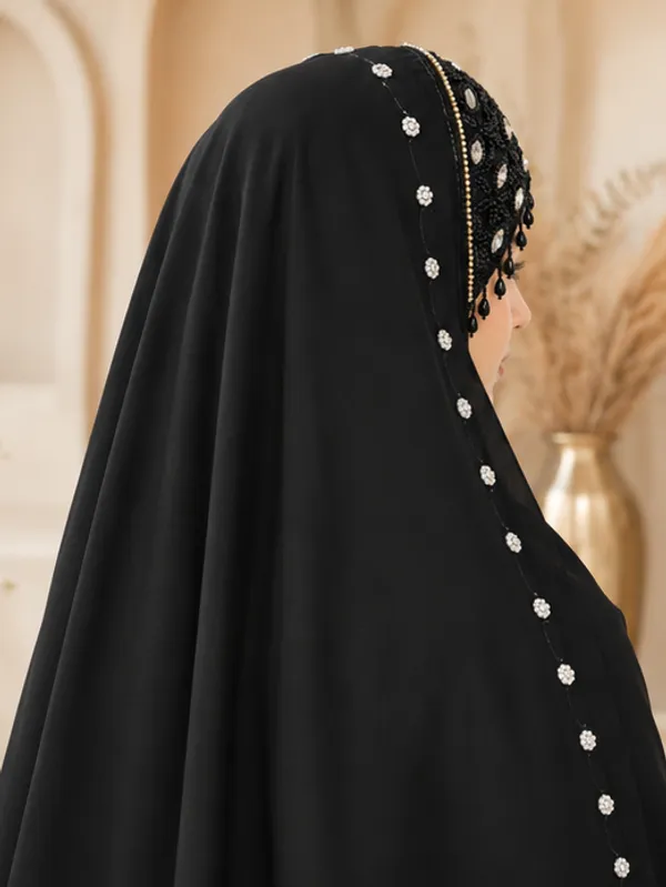 FAHAARI_Luxury_Embroidered_Georgette_Hijab_with_Diamond_Work