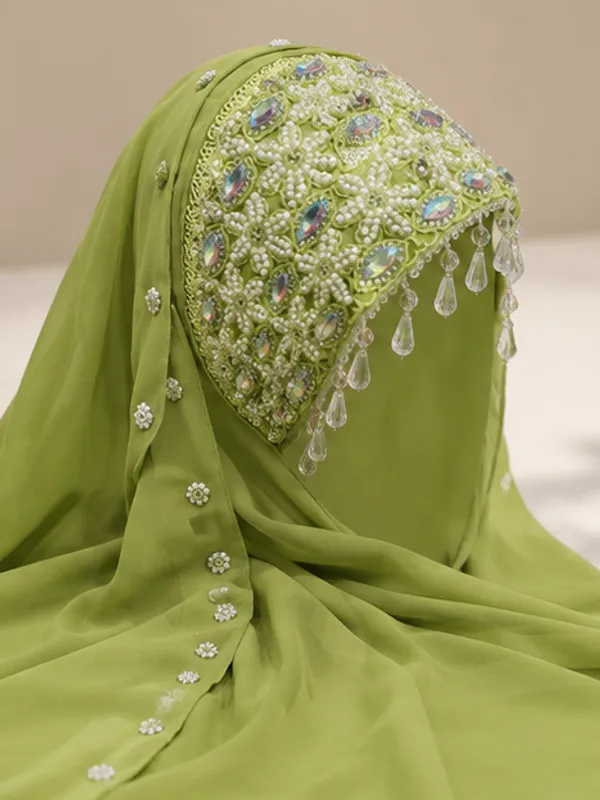 FAHAARI_Premium_Green_Chain_Work_Georgette_Hijab_for_Women