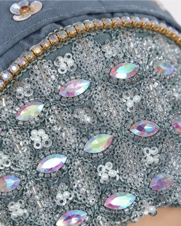 FAHAARI_Luxury_Embroidered_Georgette_Hijab_with_Diamond_Work