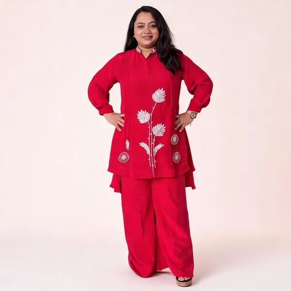 Red_Embroidered_Relaxed_Kurta_Set_For_Women