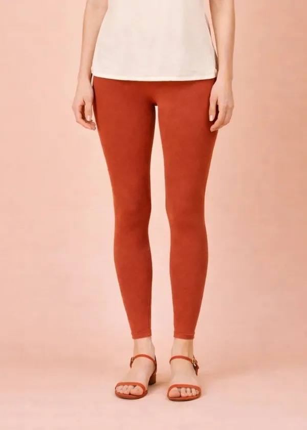 Red_Slim_Fit_Leggings_for_Women