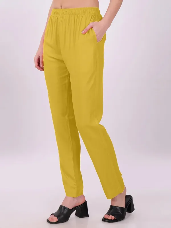 Yellow_Relaxed_Fit_Pants_for_Women